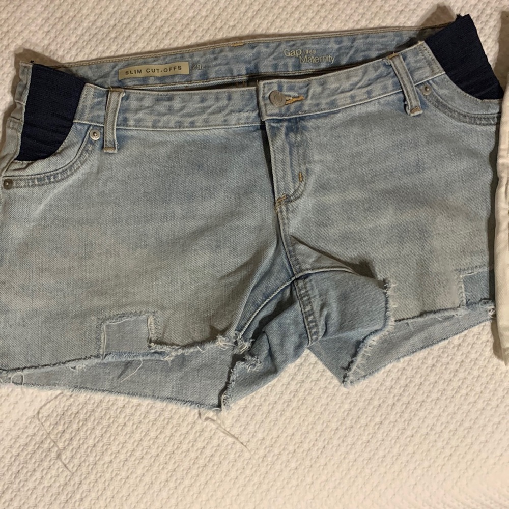 Two pairs of Gap maternity slim shorts size 29R